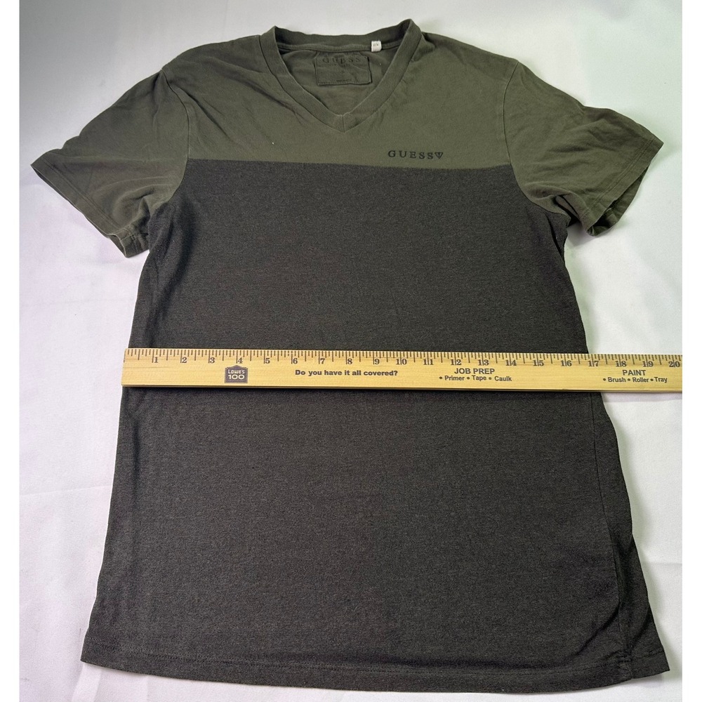 Guess Los Angeles Mens Small S Colorblock V-Neck T-Shirt Olive Gray Streetwear - Picture 5 of 8